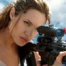 Still of Angelina Jolie in Mr. & Mrs. Smith