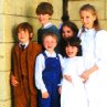 Still of Thomas Brodie-Sangster, Eliza Bennett, Samuel Honywood, Raphaël Coleman, Holly Gibbs and Jennifer Rae Daykin in Nanny McPhee